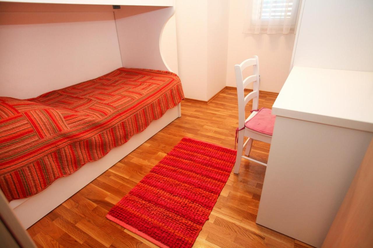 Apartments Nakir Slatine Pokój zdjęcie