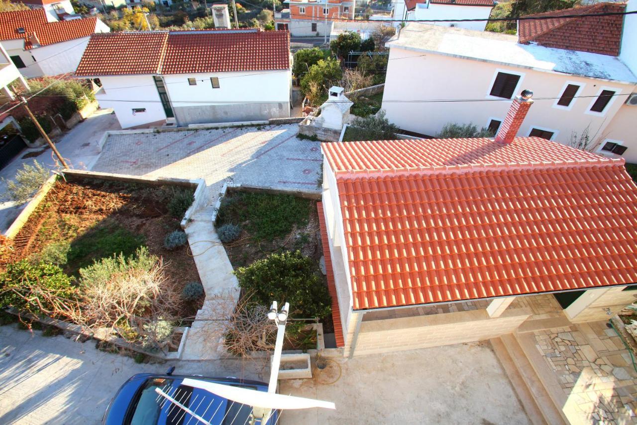Apartments Nakir Slatine Zewnętrze zdjęcie