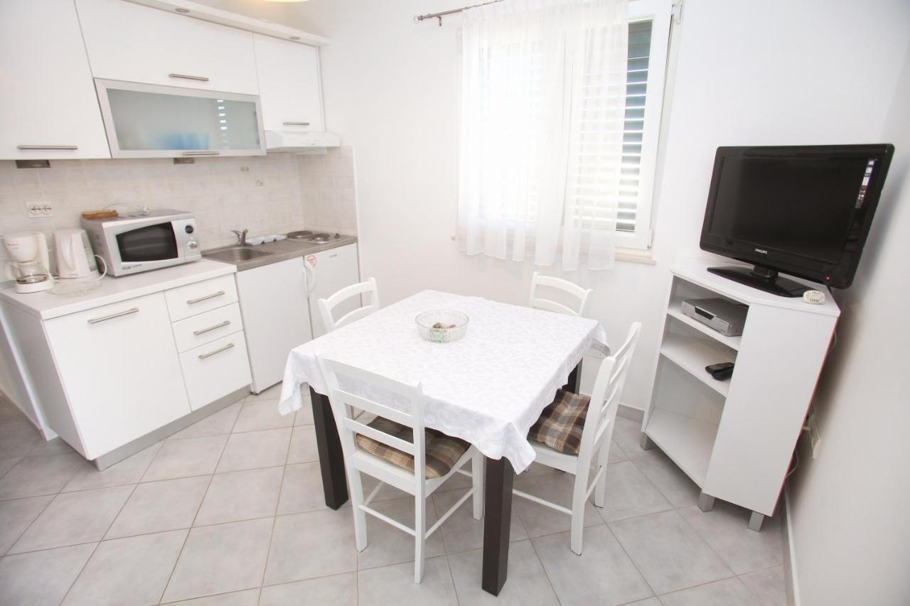 Apartments Nakir Slatine Pokój zdjęcie