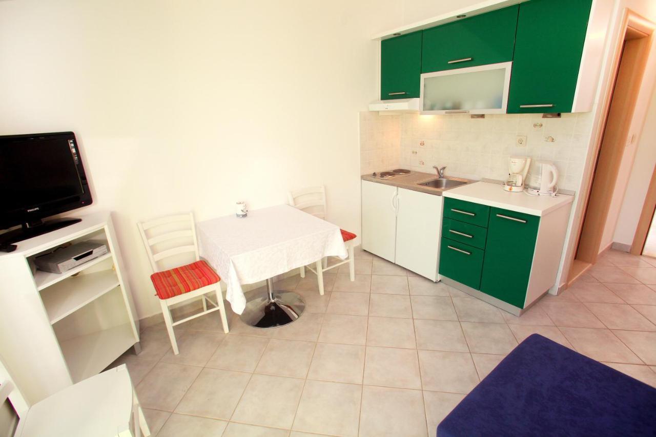Apartments Nakir Slatine Pokój zdjęcie