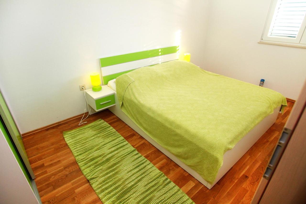 Apartments Nakir Slatine Pokój zdjęcie